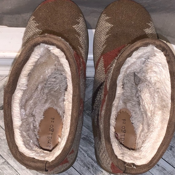 • Indigo Rd. “Aylee” Short OTA (Over The Ankle) Booties - Picture 6 of 9